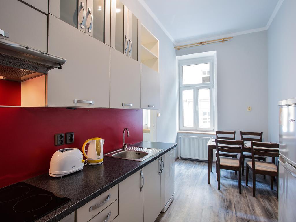 Lyra Apartments Karlovy Vary Chambre photo