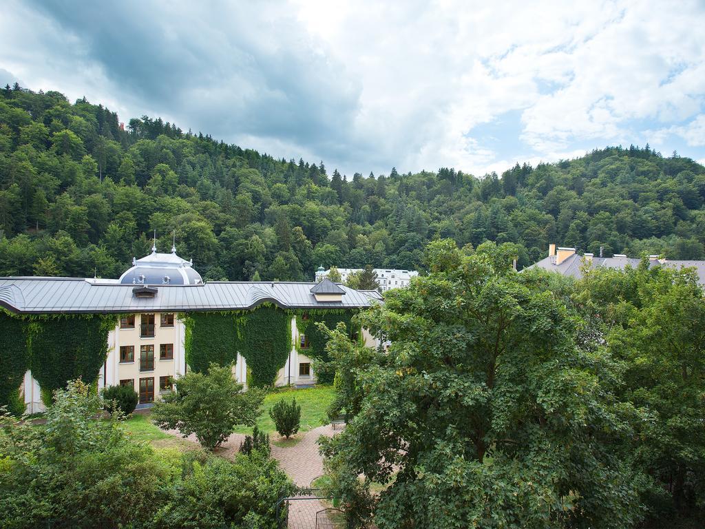 Lyra Apartments Karlovy Vary Chambre photo
