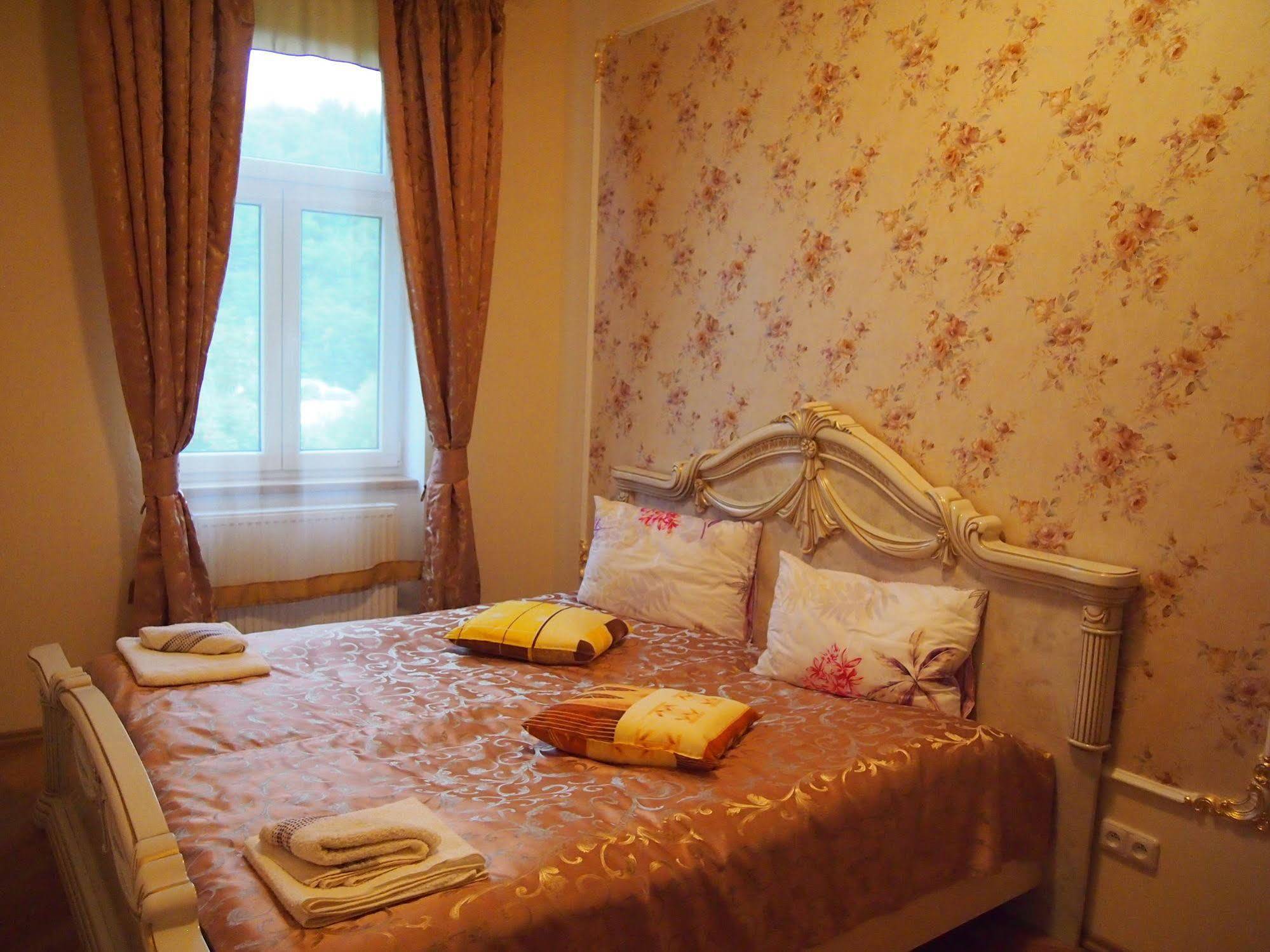 Lyra Apartments Karlovy Vary Extérieur photo