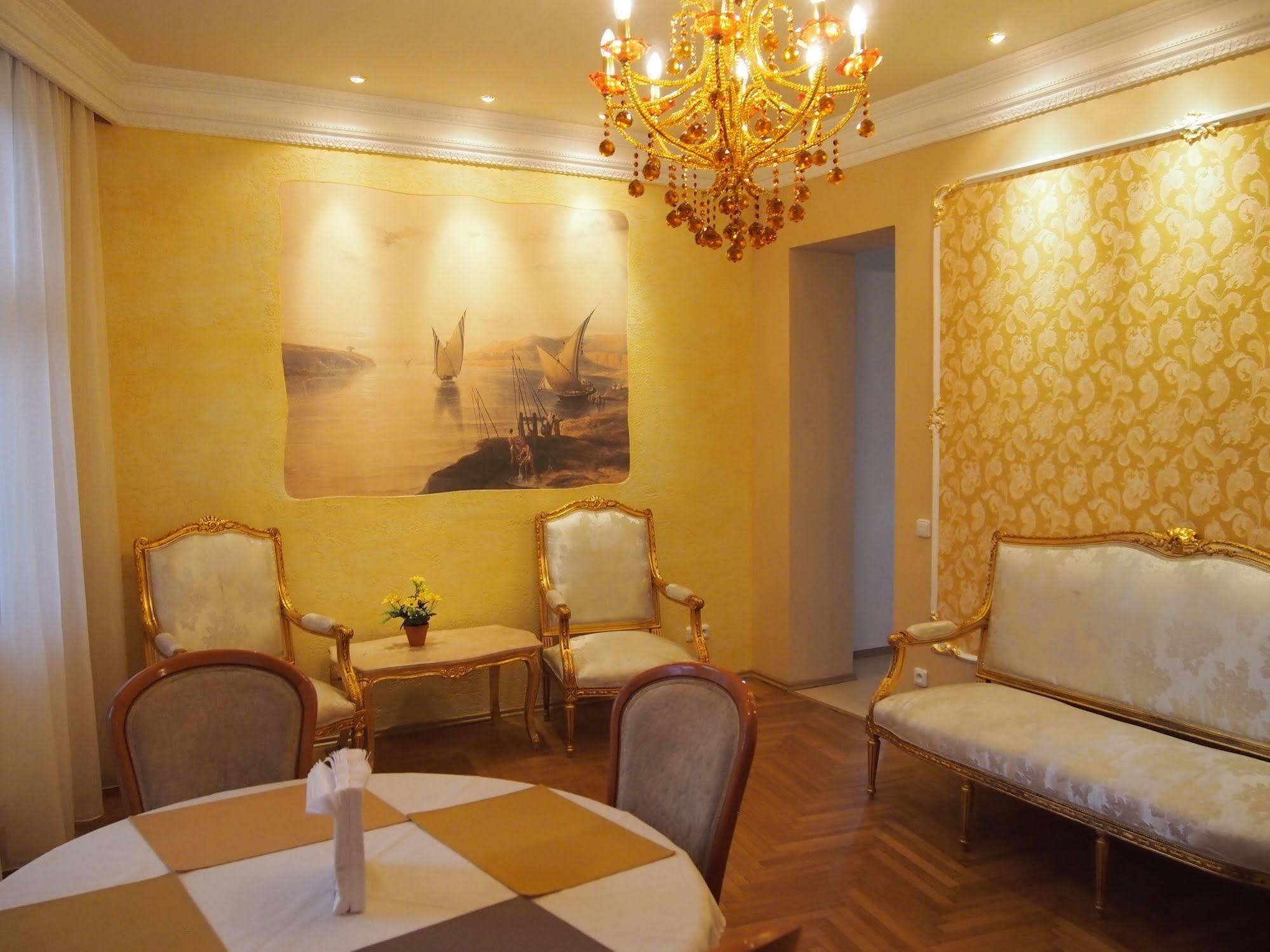 Lyra Apartments Karlovy Vary Extérieur photo